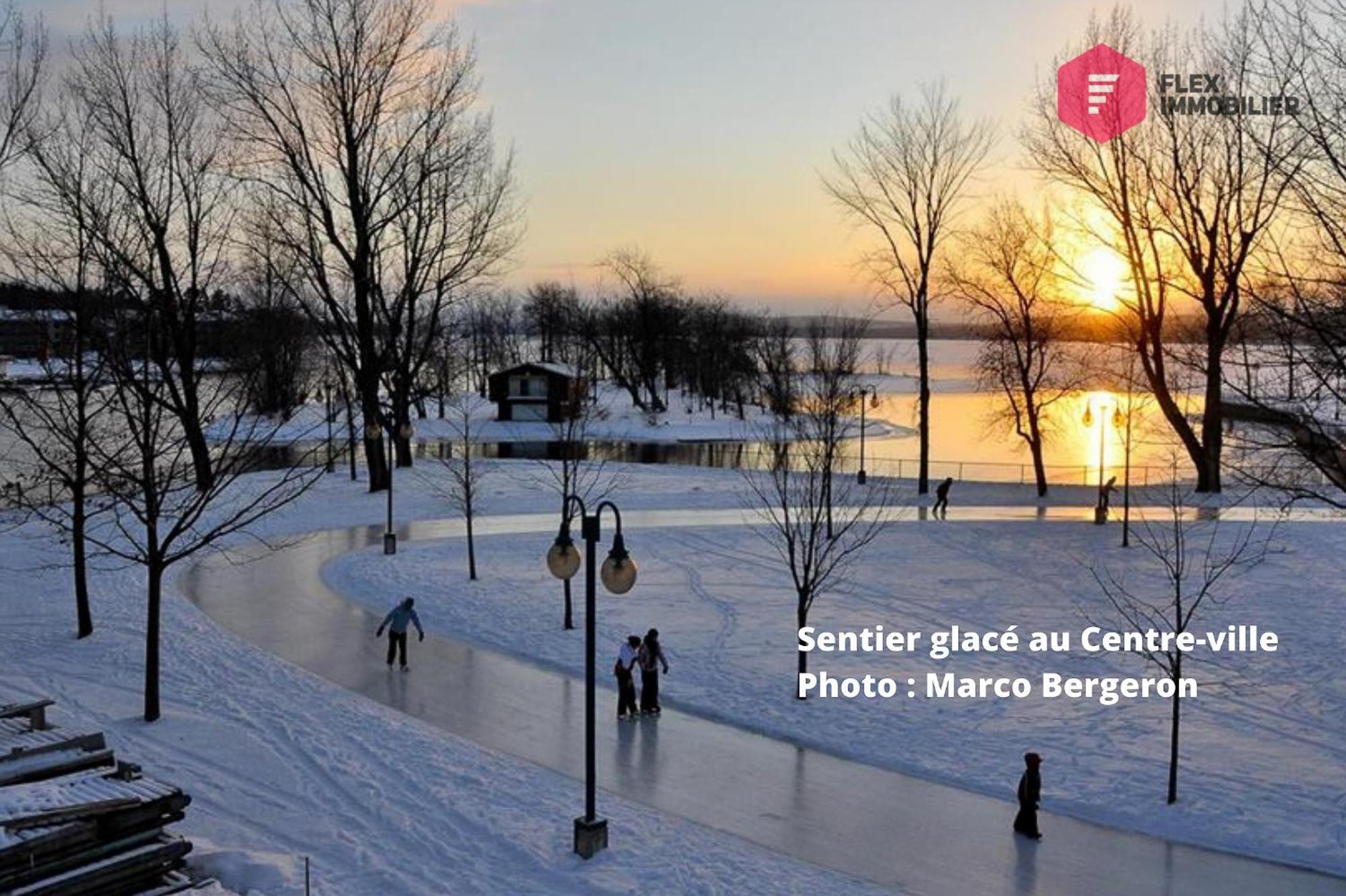 L'Arbre De La Montagne Orford - Ski Hiking Bicking Golf Beaches ماجوج المظهر الخارجي الصورة
